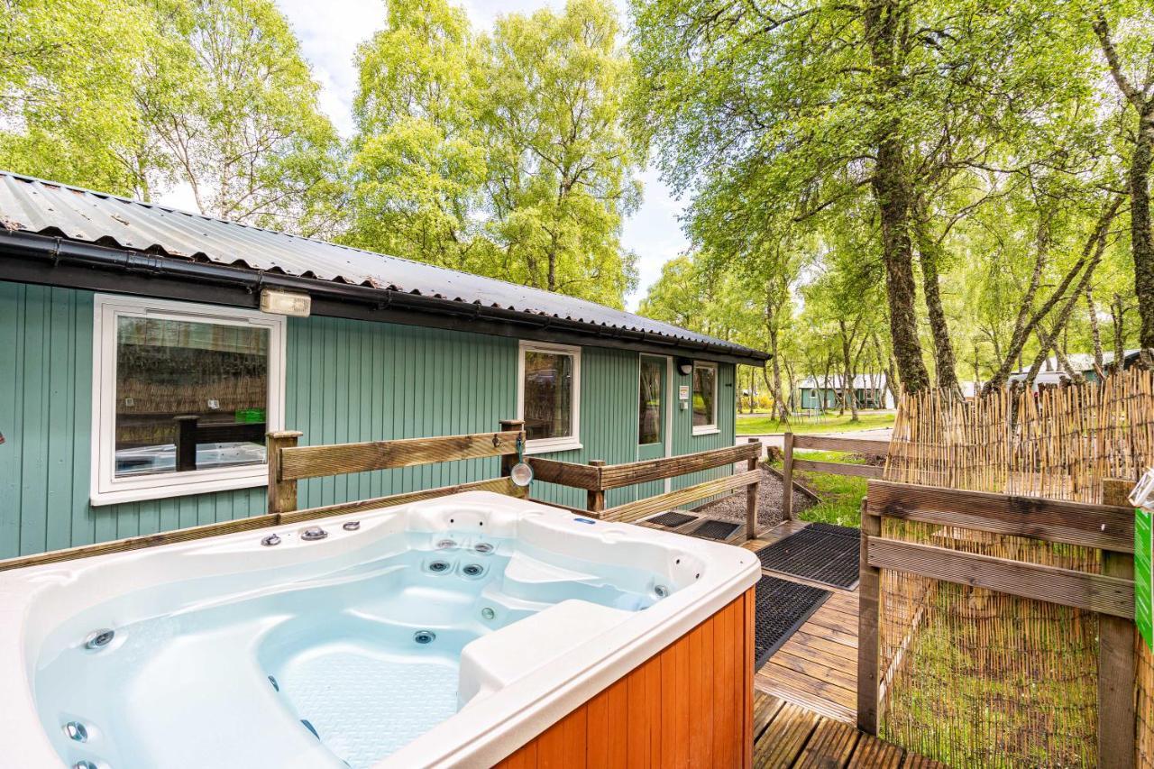 Heather Lodge 10 With Hot Tub Belladrum エクステリア 写真