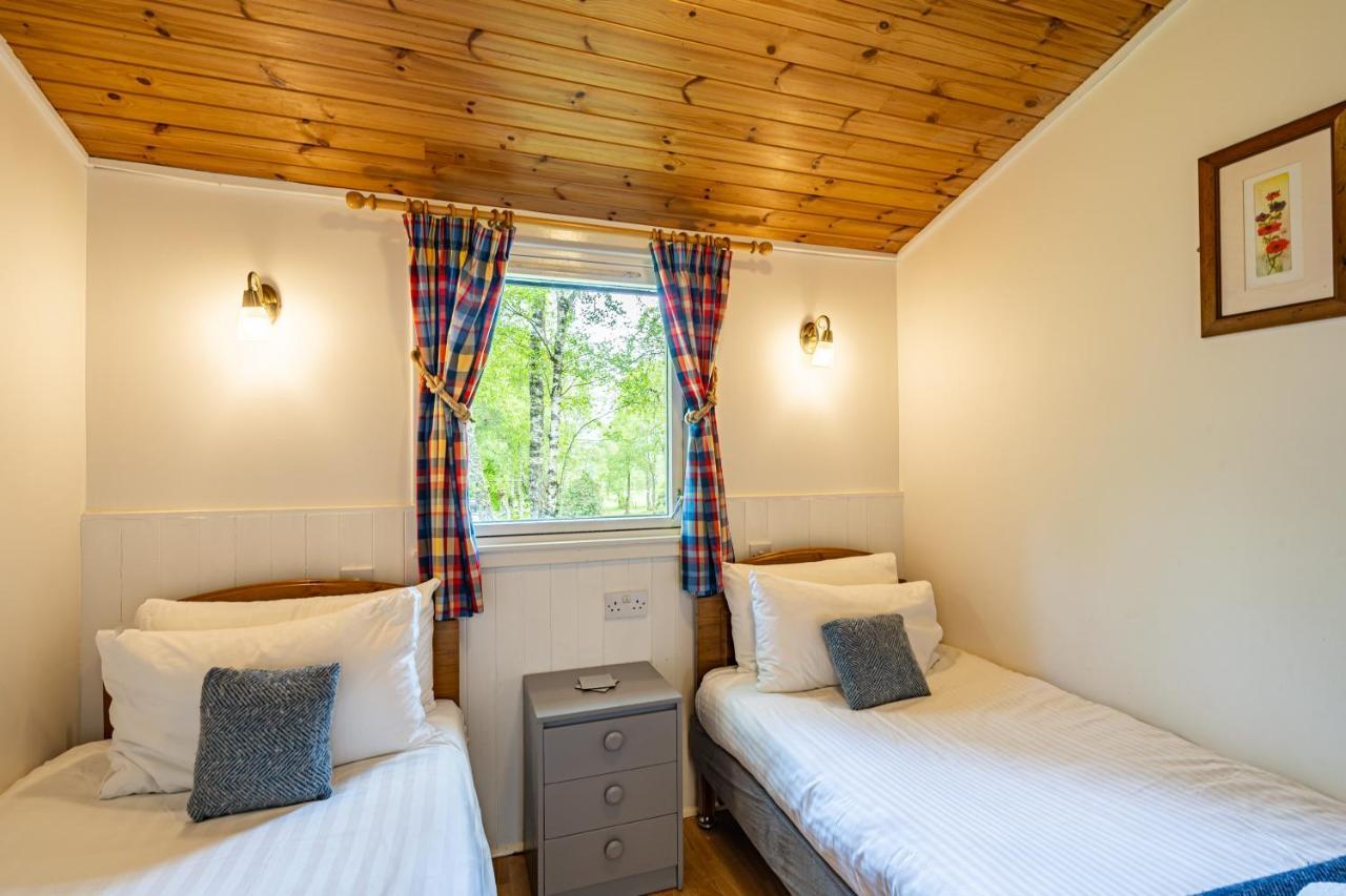 Heather Lodge 10 With Hot Tub Belladrum エクステリア 写真
